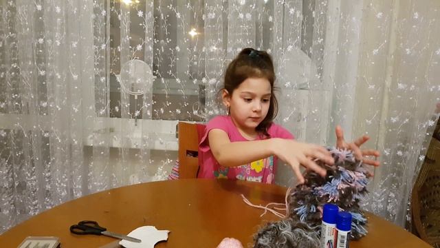Милашка Мо с мастер-классом поделки "Пушистый зайка". Поделка из помпонов. Игрушка своими руками смотреть онлайн
