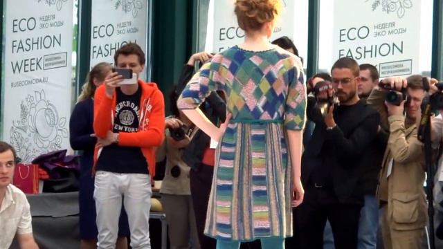 платье Турмалин, коллекция Городская легенда смотреть онлайн