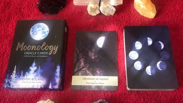 Moonology Oracle Deck, Third Quarter Moon ? Adjustments are required.guide book audio description смотреть онлайн