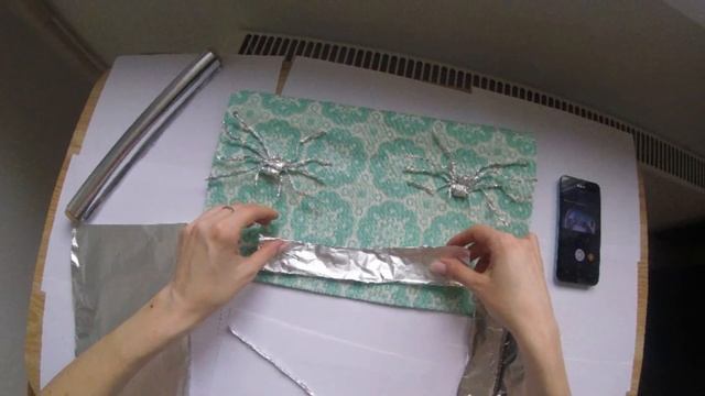Делаем "Паучки из фольги". смотреть онлайн