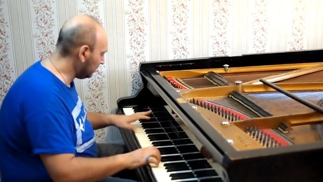 Баллада Атоса (Невеста графа де ля Фер) - играет Дионис Харлампиди смотреть онлайн