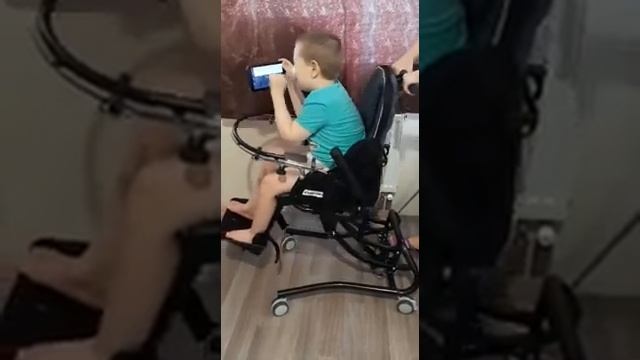 Коляска для Семена Корюкина смотреть онлайн