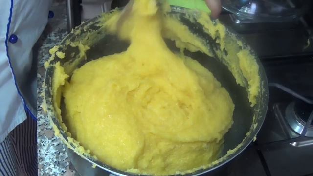 como hacer la verdadera Polenta de Maíz, receta italiana original смотреть онлайн