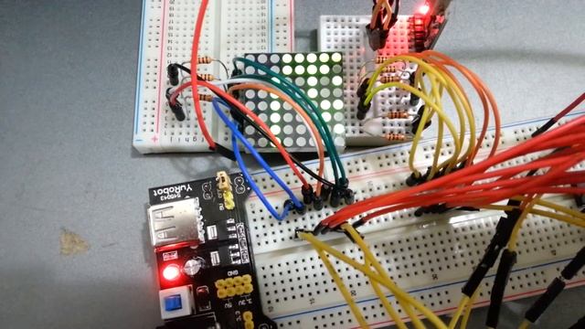 Atmega8-16PU+USART+マトリクスLED
