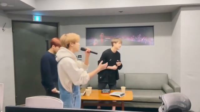 쓰리라차(3RACHA) - 눈코입(Eyes Nose Lips) смотреть онлайн