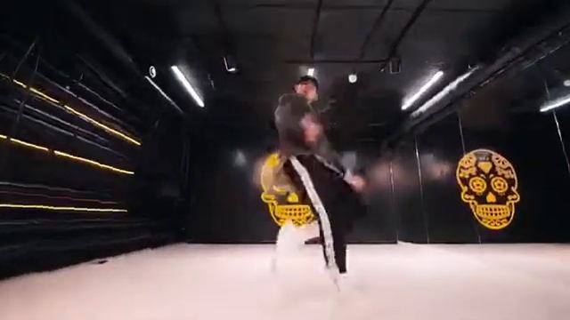 Уроки танцев HIP-HOP в нашем клубе смотреть онлайн