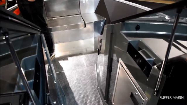 Buster Phantom på båtmässan смотреть онлайн