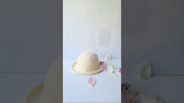 Letný klobúk biely смотреть онлайн