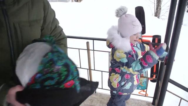 Сами сделали чучело масленицы. смотреть онлайн