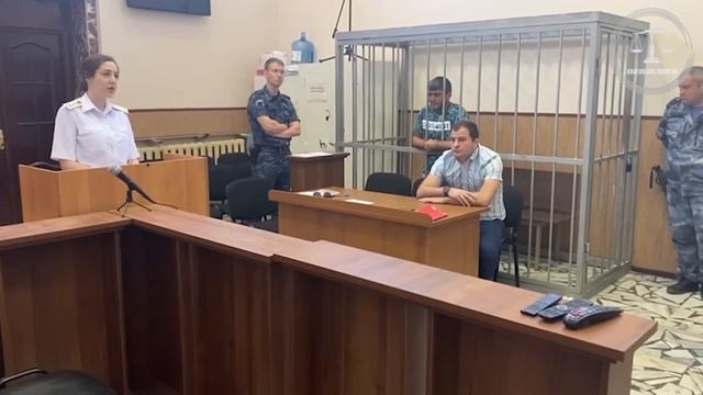 В Сочи заключили под стражу работника пляжа, участвовавшего в избиении туриста из Минска 05.07.22 смотреть онлайн