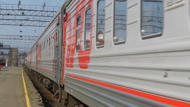 ЧС4т-557 с поездом Ижевск-Симферополь смотреть онлайн