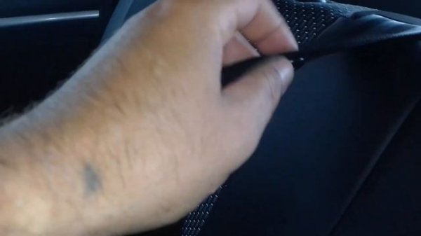 Заклинил ремень безопасности на Весте? Есть решение.