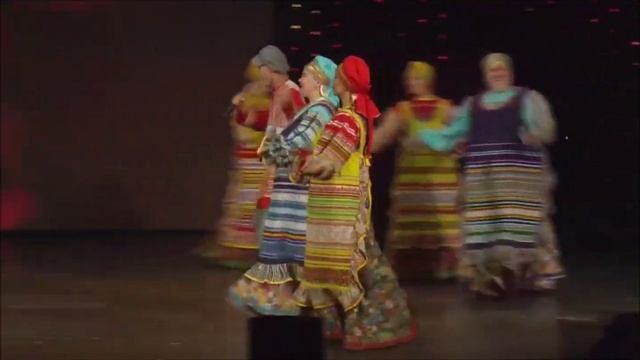 "Казачка вольная" исполняет народный фольклорный ансамбль Прялица смотреть онлайн