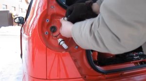 Смена заднего поворотника и стоп сигнала на Chevrolet Spark