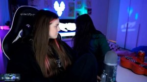 Амина хотела забанить Акулич и случайно спалила