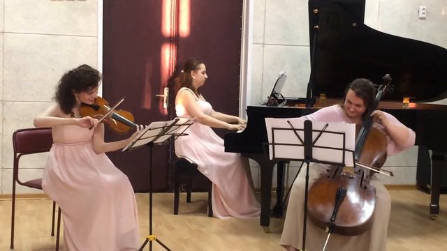 Призрак оперы - Екатерина Олейникова, Анна Оргина, Вера Тургенева смотреть онлайн