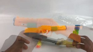 Игрушечный Пистолет стреляет мягкими пулями / шариками + нож 2018-8