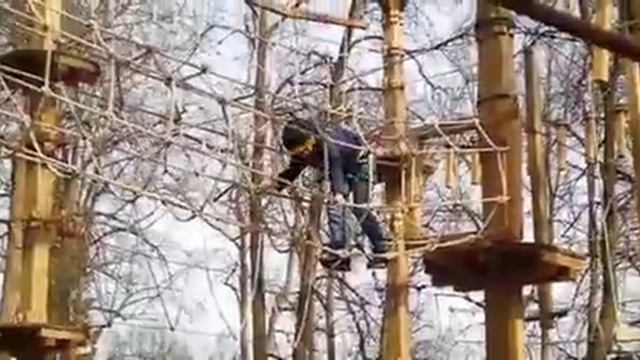 Путешествие в Верëвочный парк! смотреть онлайн