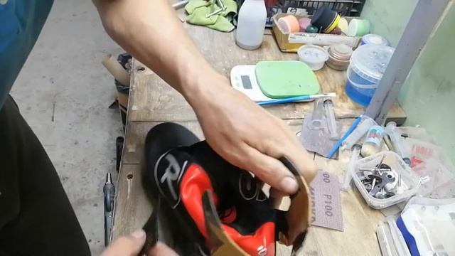 Ремонт манжет лыжного ботинка ROSSIGNOL смотреть онлайн