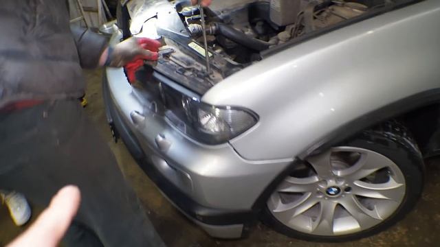 Ангельские глазки BMW E53 X5 D смотреть онлайн