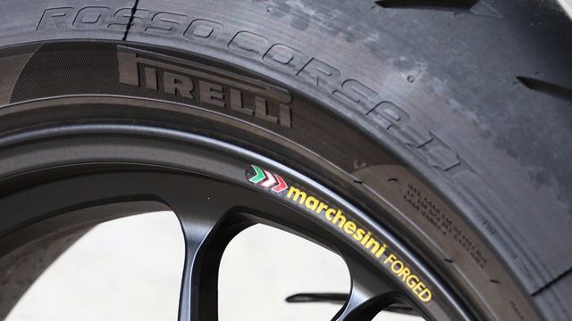 Ducati Streetfighter V4 S - First Ride & Review