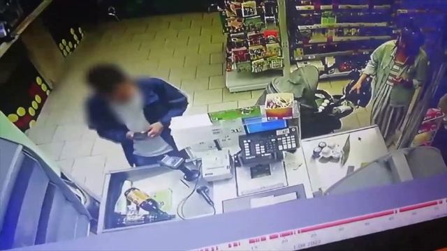 Кража денег с банковской карты смотреть онлайн