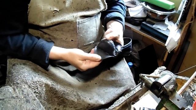 заклеим туфли из дерьмонтина!!! смотреть онлайн