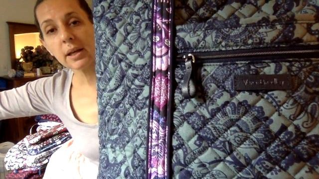 Top "Ten" Winter Vera Bradley Patterns including Java Olive & Plum Pansies смотреть онлайн