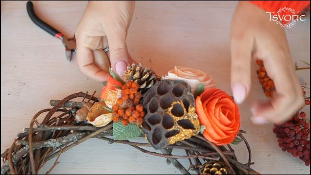 Autumn wreath or crafts in the garden / Осенний венок или поделка в садик / DIY Tsvoric смотреть онлайн