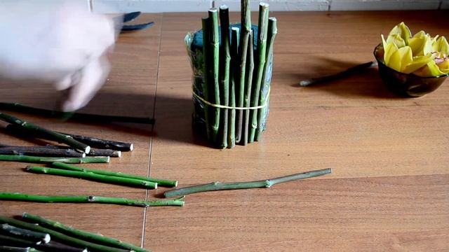 Флористика композиция из живых цветов | Мастер класс смотреть онлайн
