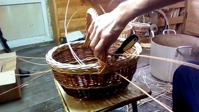 делаем ручку у корзины. Сергей Николаевич смотреть онлайн