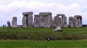 Англия. Стоунхендж - гигантская каменная загадка.