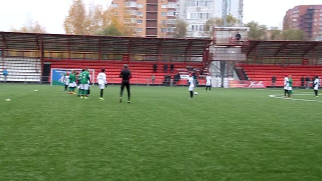 Штрафной в ворота Одинцово. Бьет Щербаков Иван. смотреть онлайн