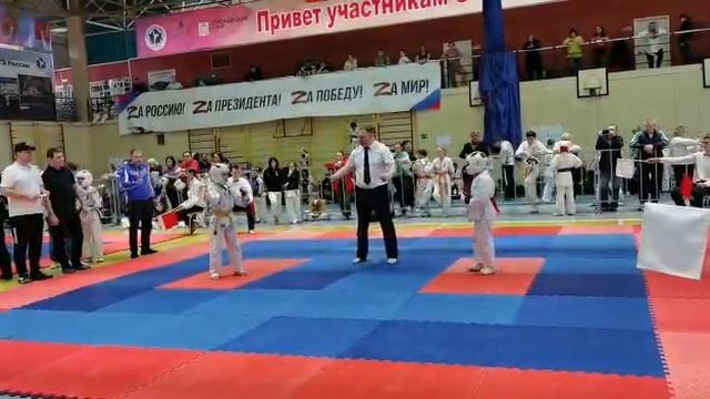 Аксёнов Даниил 1 бой смотреть онлайн