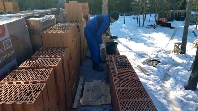 ТАЛДОМ. Продолжаем строительство коттеджа из керамического блока. Второй этаж почти готов. смотреть онлайн