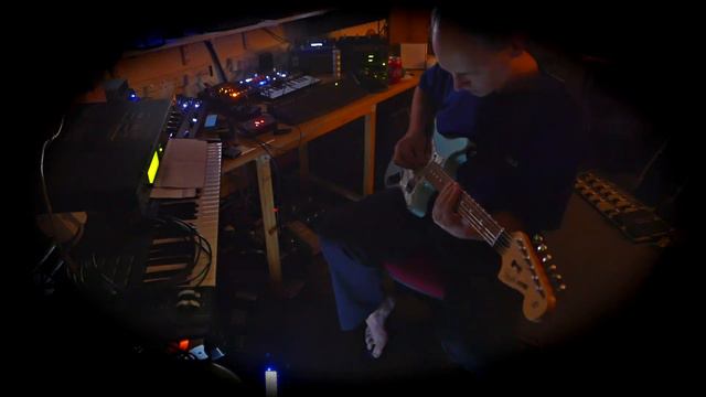 ALMN 2. Midi Guitar: Roland GR33 & Yamaha FS1R. Argon M8 & Arturia Microfreak. смотреть онлайн