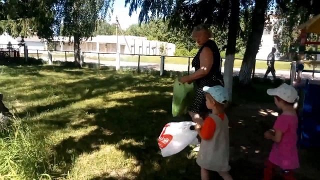 Дистанционный конкурс поделок из бросового материала "Здоровье планеты в наших руках" смотреть онлайн