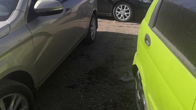 Веста1.8 робот. Устранили причину люфта на переднем левом колесе