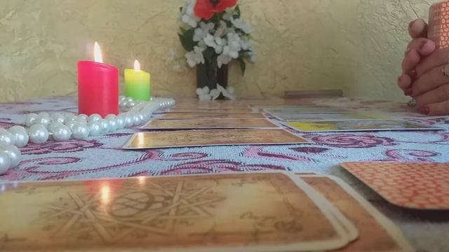 ЛЮБИТ ИЛИ НЕТ И ЧЕГО ОН ХОЧЕТ ОТ МЕНЯ смотреть онлайн