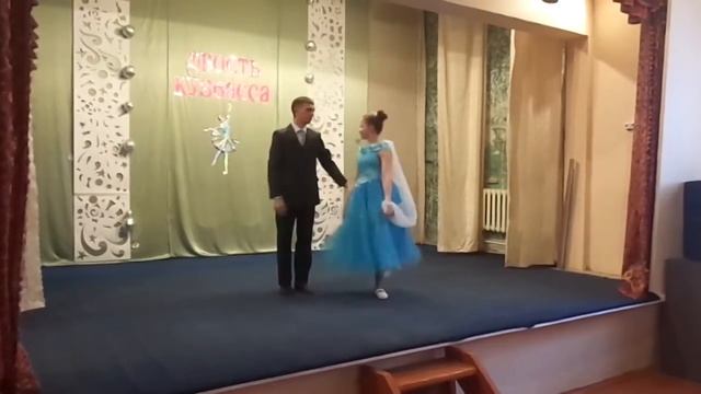 Вальс "Ах,эти тучи" Зыбин О.,Жаурова К. (хореограф Л.Н Горн (Тарасова) смотреть онлайн