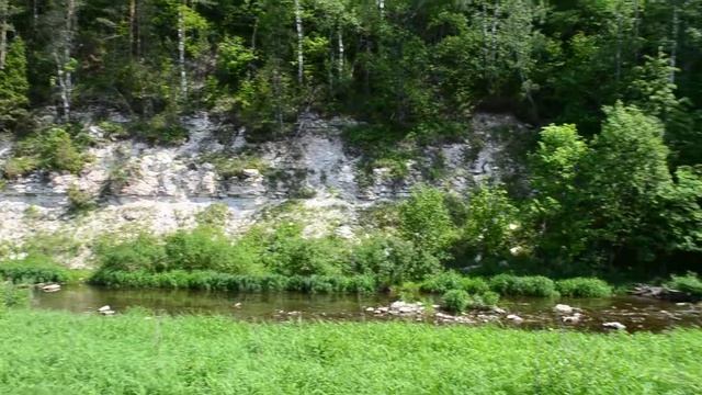 Скалы на р. Холохольня. Тверская область, Старицкий район смотреть онлайн