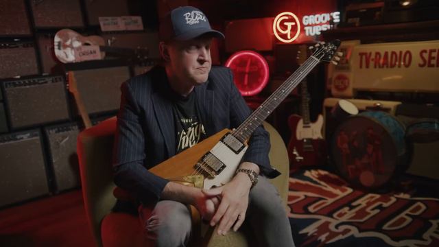 Joe Bonamassa demos his 1958 Gibson Flying V смотреть онлайн