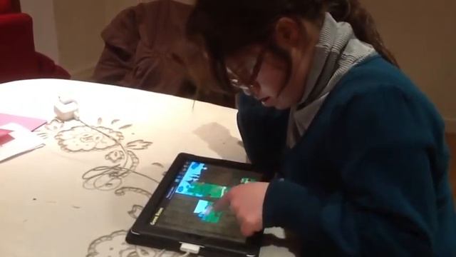 Best iPad Apps for children with special needs: Jigsaw Box смотреть онлайн