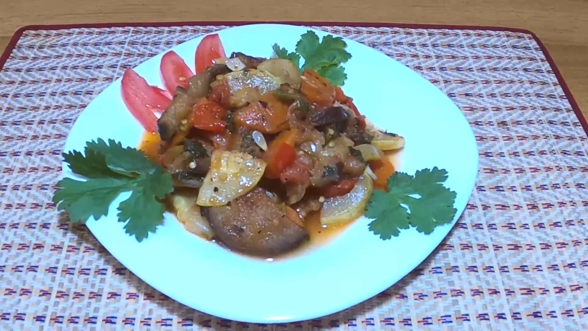 Сотэ из баклажана и кабачка. Приятный овощной вкус. смотреть онлайн