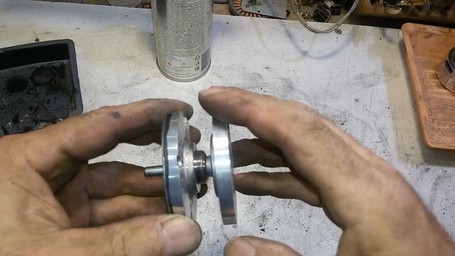 Вращающийся кондитерский круг для тортов .Rotary table. смотреть онлайн