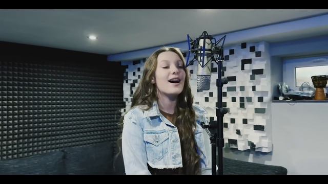 Vanesa Horáková - Corazon ( OFFICIAL VIDEO )