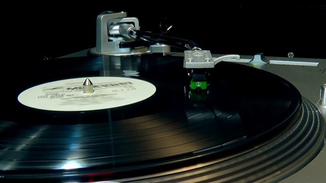 Винил. Поёт Робертино Лорети. 1986 смотреть онлайн