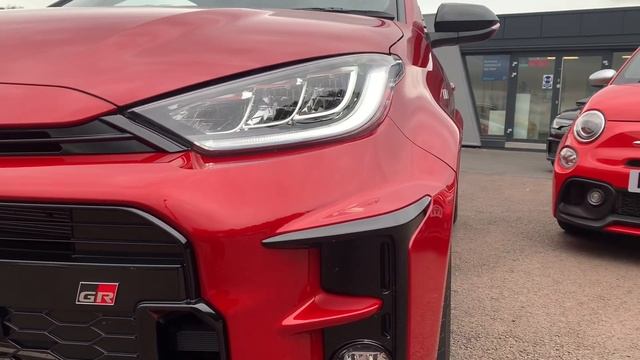 2021 Toyota Yaris GR CIRCUIT PACK смотреть онлайн