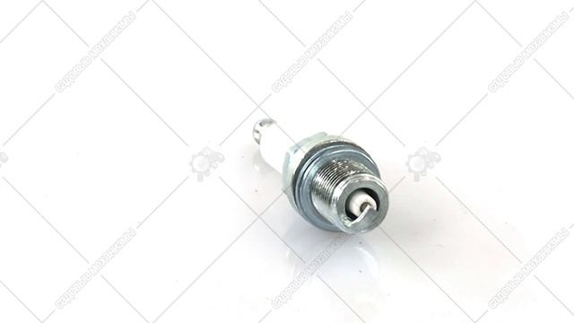 Свеча зажигания Husqvarna HQT-9, длинный свечной цоколь 3D обзор. смотреть онлайн