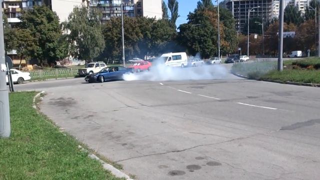 безумный дрифт на BMW 4.4 M62b44